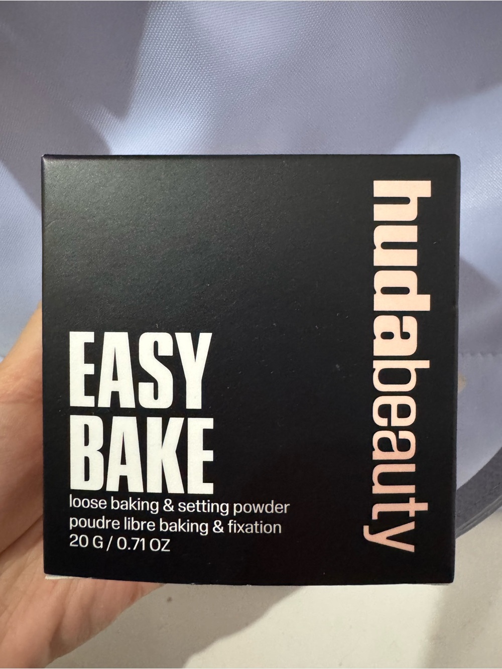 HUDA BEAUTY Easy Bake Loose Baking & Setting Powder - Cupcake